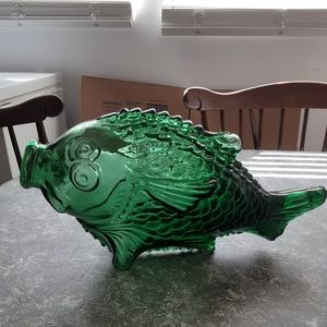 vintage bidders whiskey fish decanter 14” long.